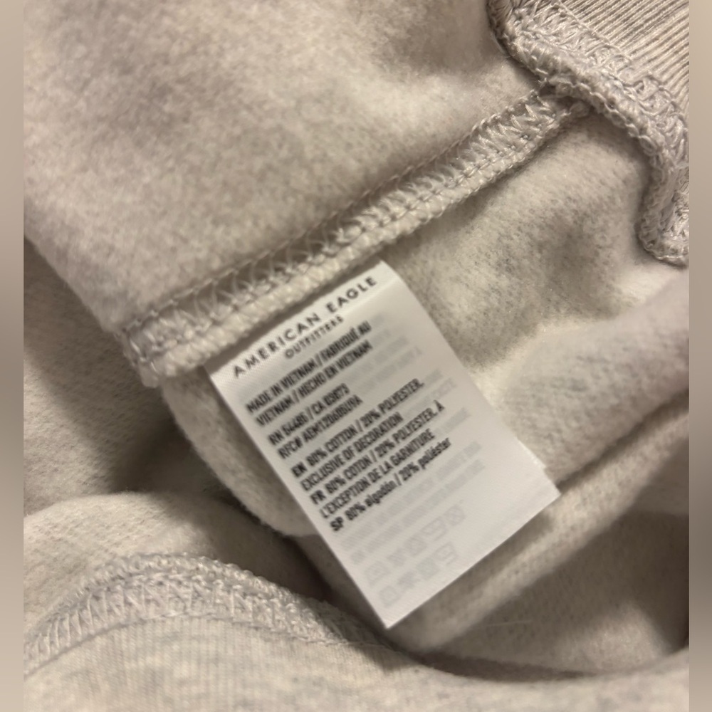 American Eagle Light Gray Hoodie - Picture 2 of 9